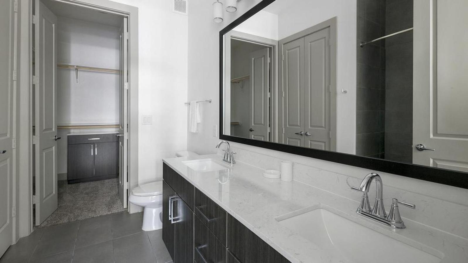 Landing - Modern Apartment With Amazing Amenities 休斯敦 外观 照片